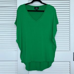 Hawaii A-line Green Top